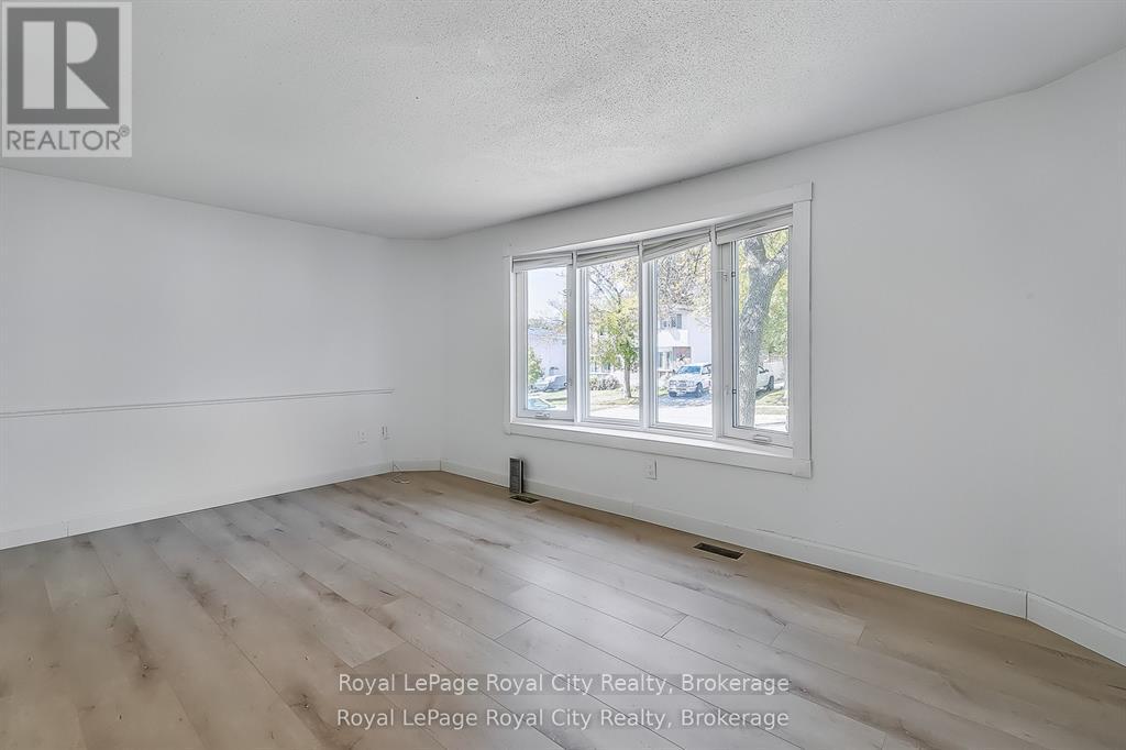 19 Leacock Avenue, Guelph, Ontario N1E 6P9 - Photo 4 - X12517886