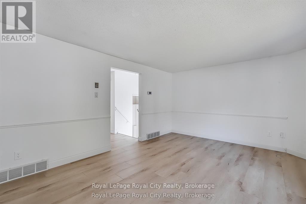 19 Leacock Avenue, Guelph, Ontario N1E 6P9 - Photo 5 - X12517886