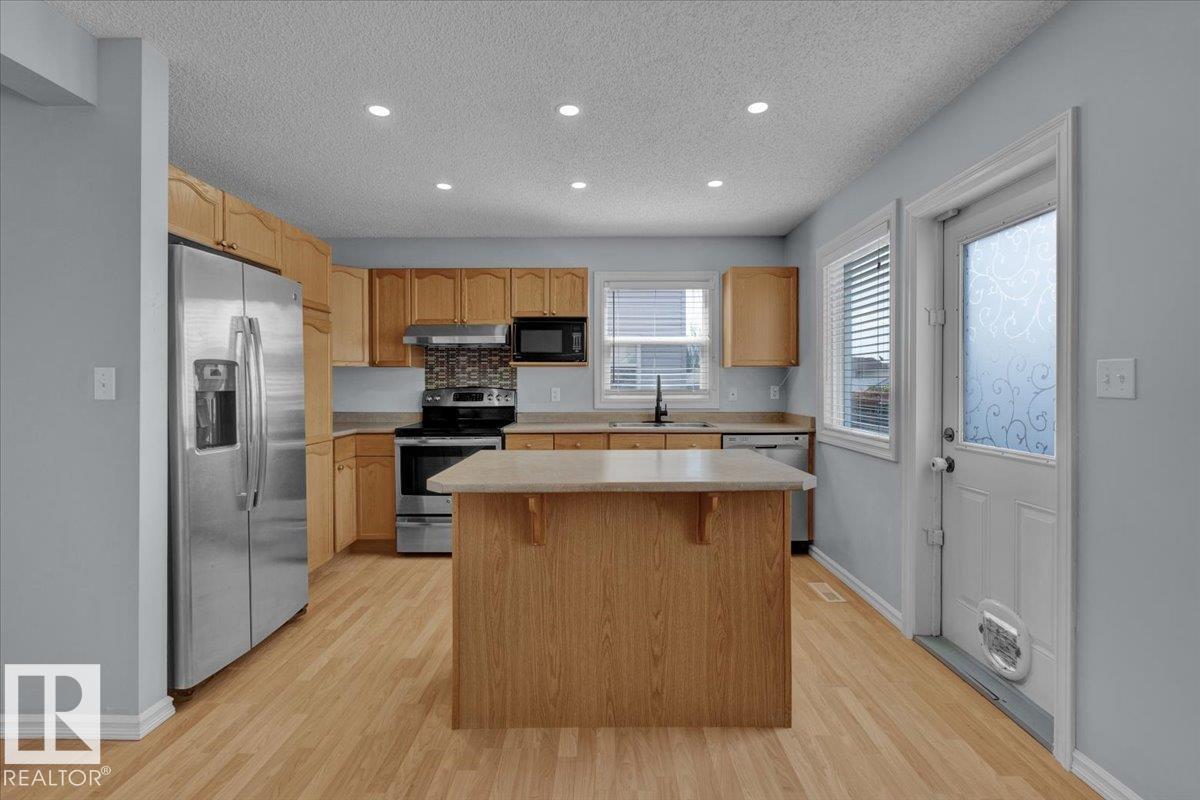 8647 173 Av Nw, Edmonton, Alberta  T5Z 3W4 - Photo 12 - E4464929