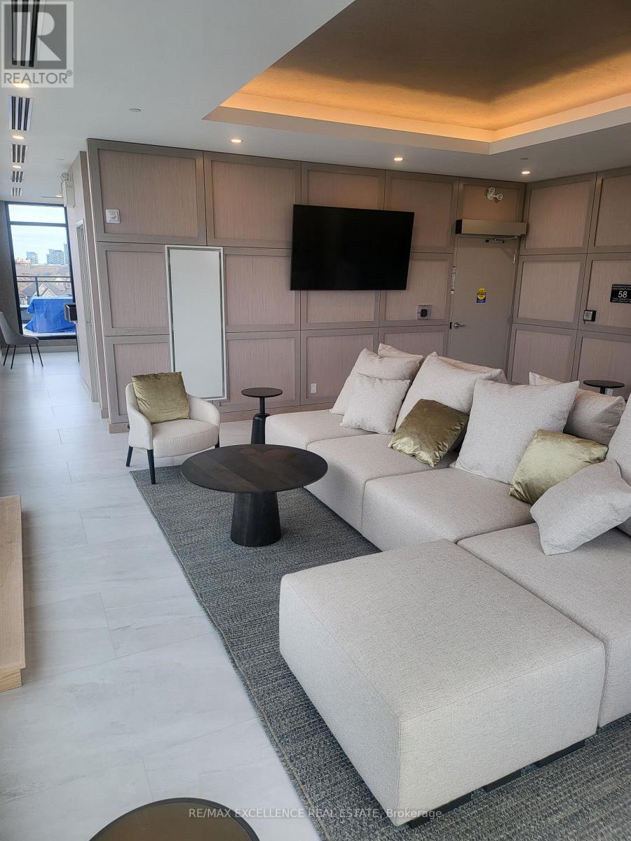 305 - 3285 Carding Mill Trail, Oakville, Ontario  L6M 0X3 - Photo 2 - W12517538