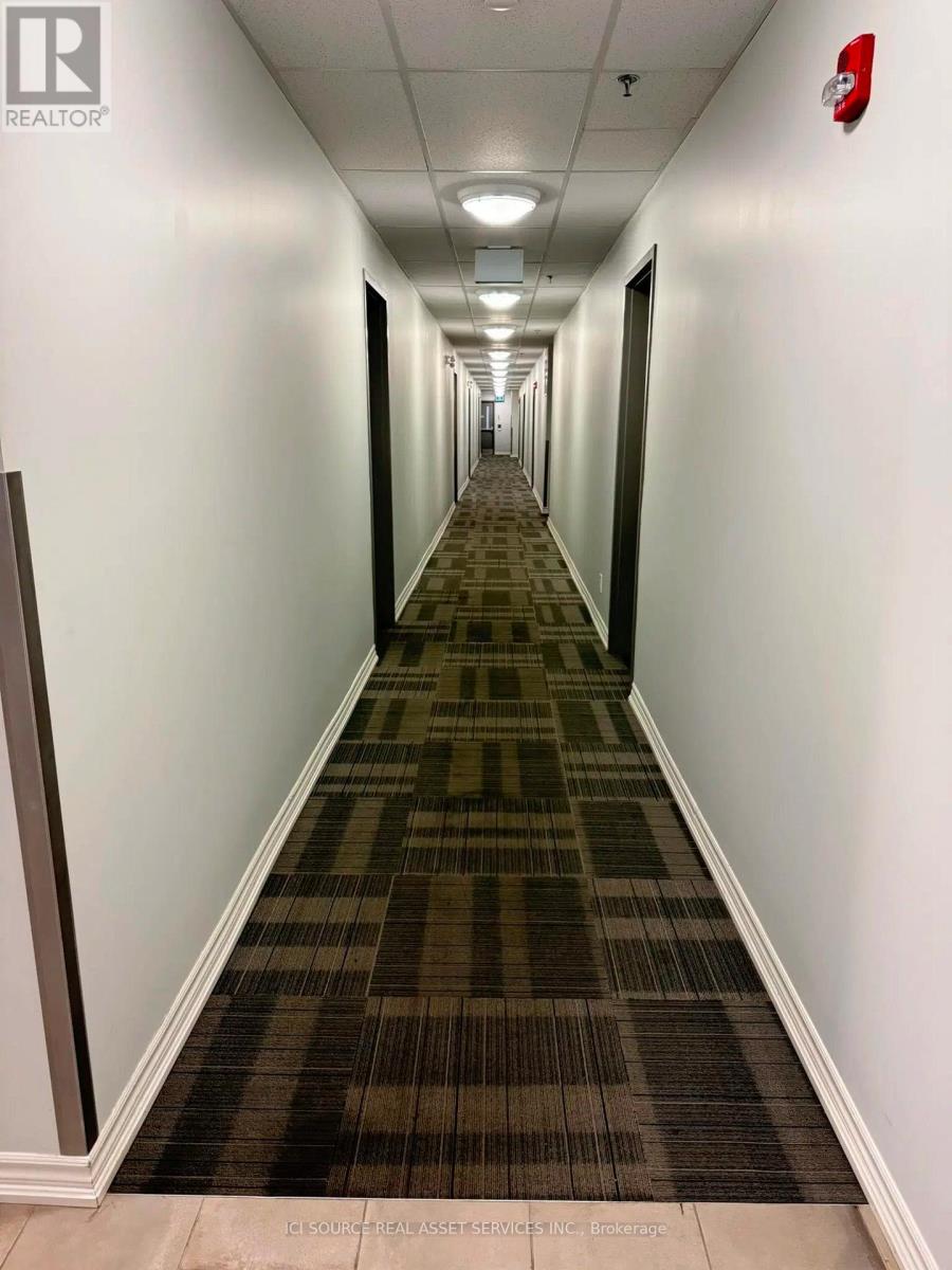 101 - 1360 Costigan Road, Milton, Ontario L9T 0Y8 - Photo 17 - W12517552