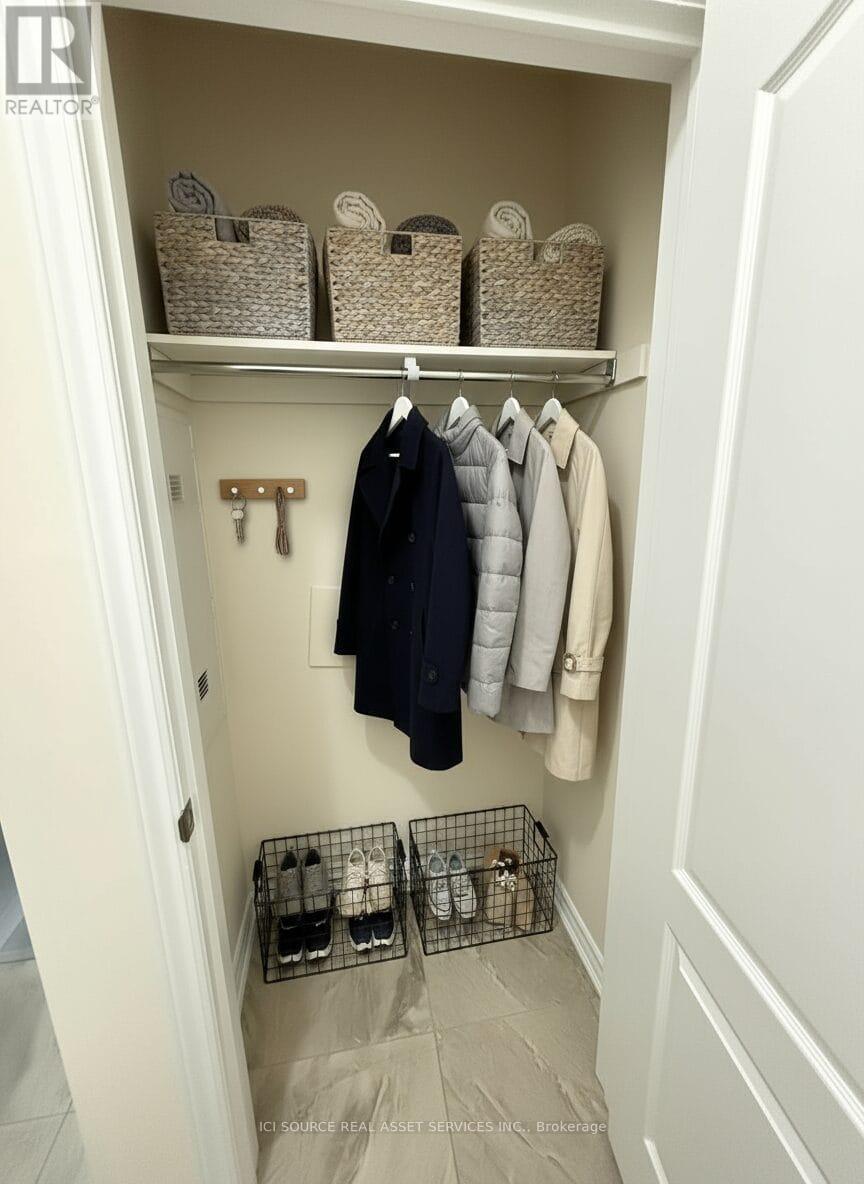 101 - 1360 Costigan Road, Milton, Ontario L9T 0Y8 - Photo 9 - W12517552