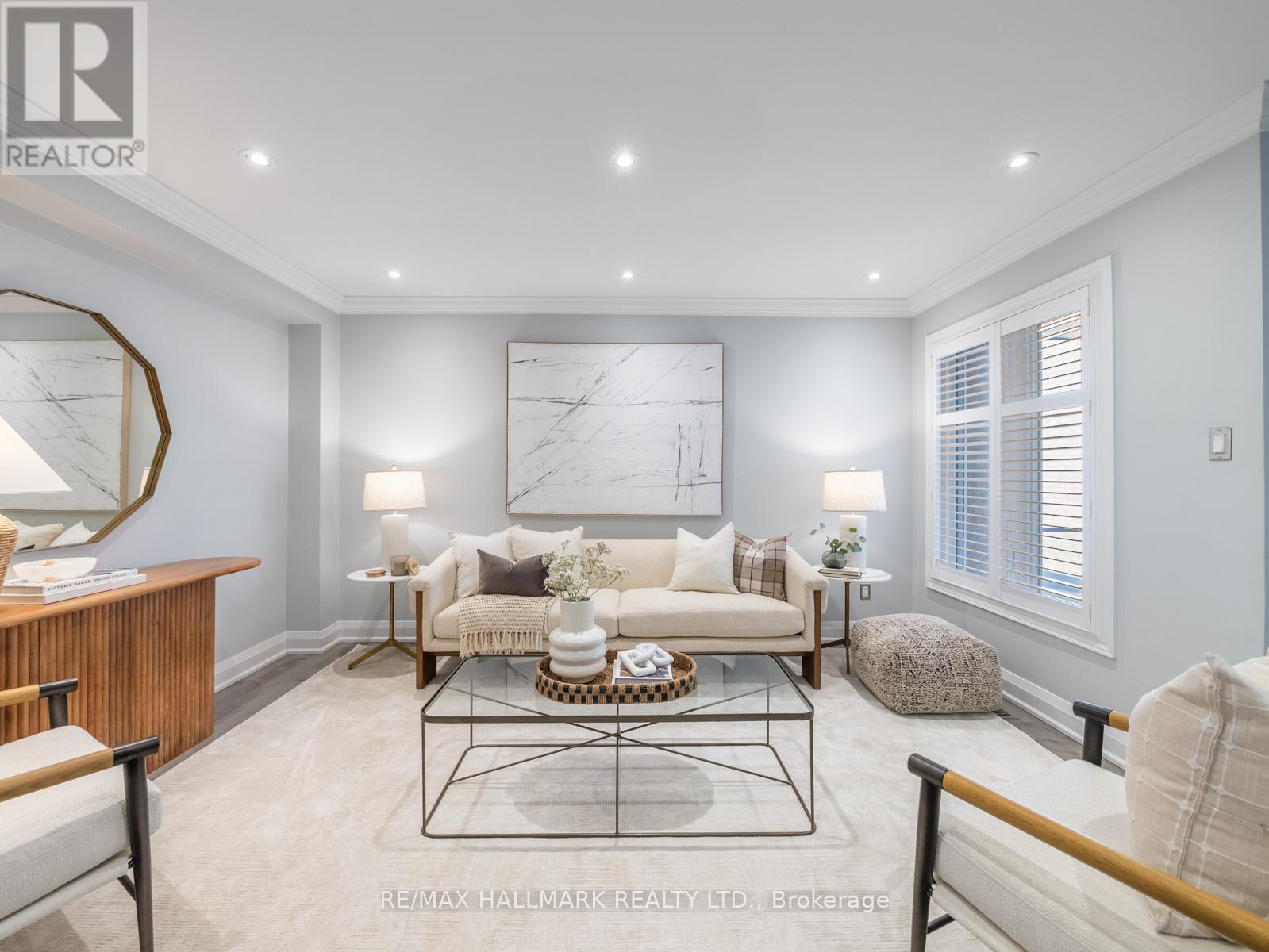 5429 Flatford Road, Mississauga, Ontario  L5V 1Y6 - Photo 4 - W12517594