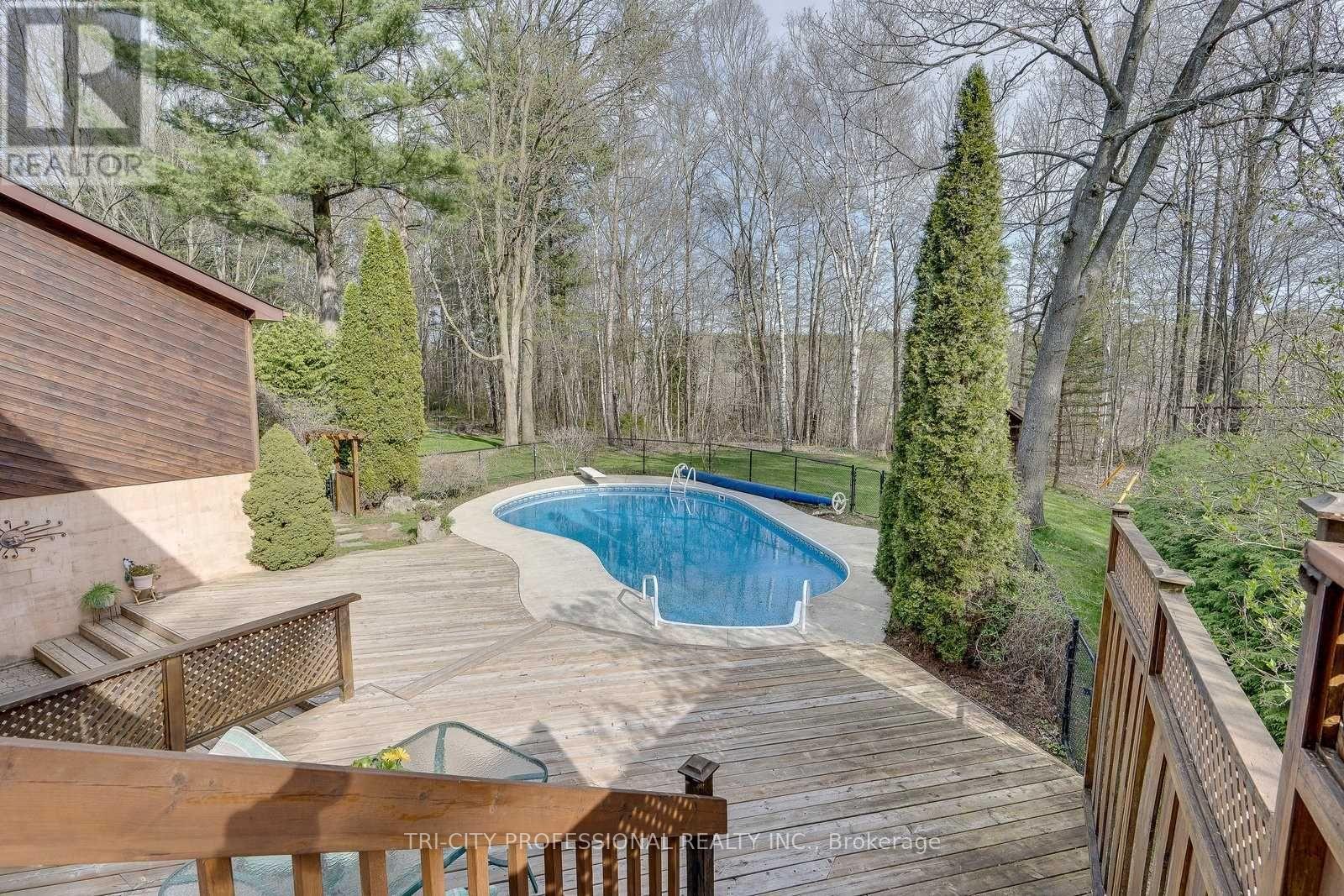 43 Olivers Lane, Caledon, Ontario  L7C 1G5 - Photo 11 - W12517596