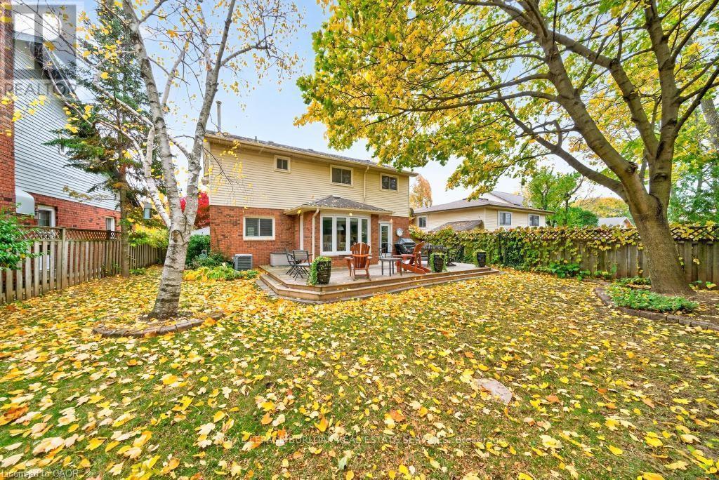 677 Powell Court, Burlington, Ontario  L7R 3E7 - Photo 46 - W12517616