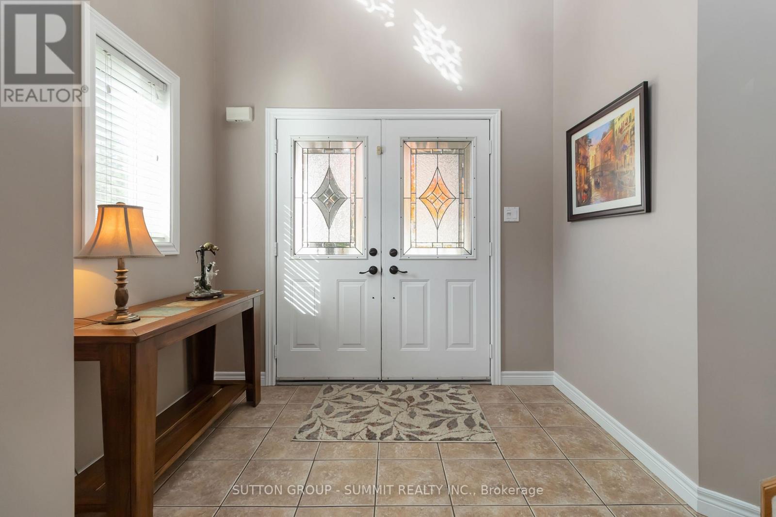 518 Sandcherry Drive, Burlington, Ontario  L7T 4L5 - Photo 3 - W12517628