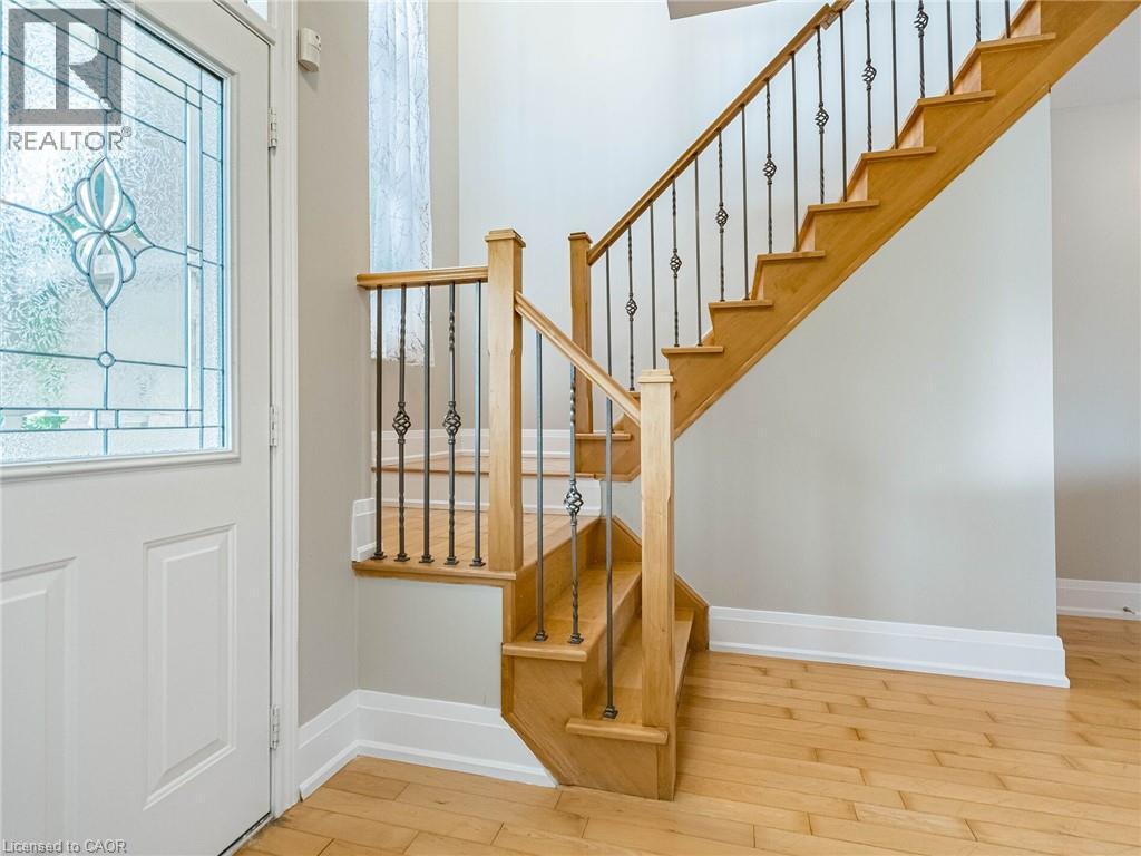 4 Panorama Way, Stoney Creek, Ontario  L8E 6C6 - Photo 5 - 40786119