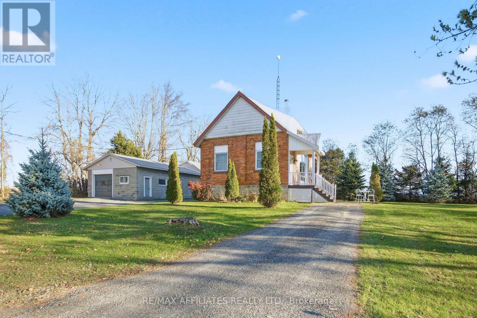 2397 Drummond Con 10a Road, Drummond/north Elmsley, Ontario K0G 1K0 - Photo 2 - X12513380