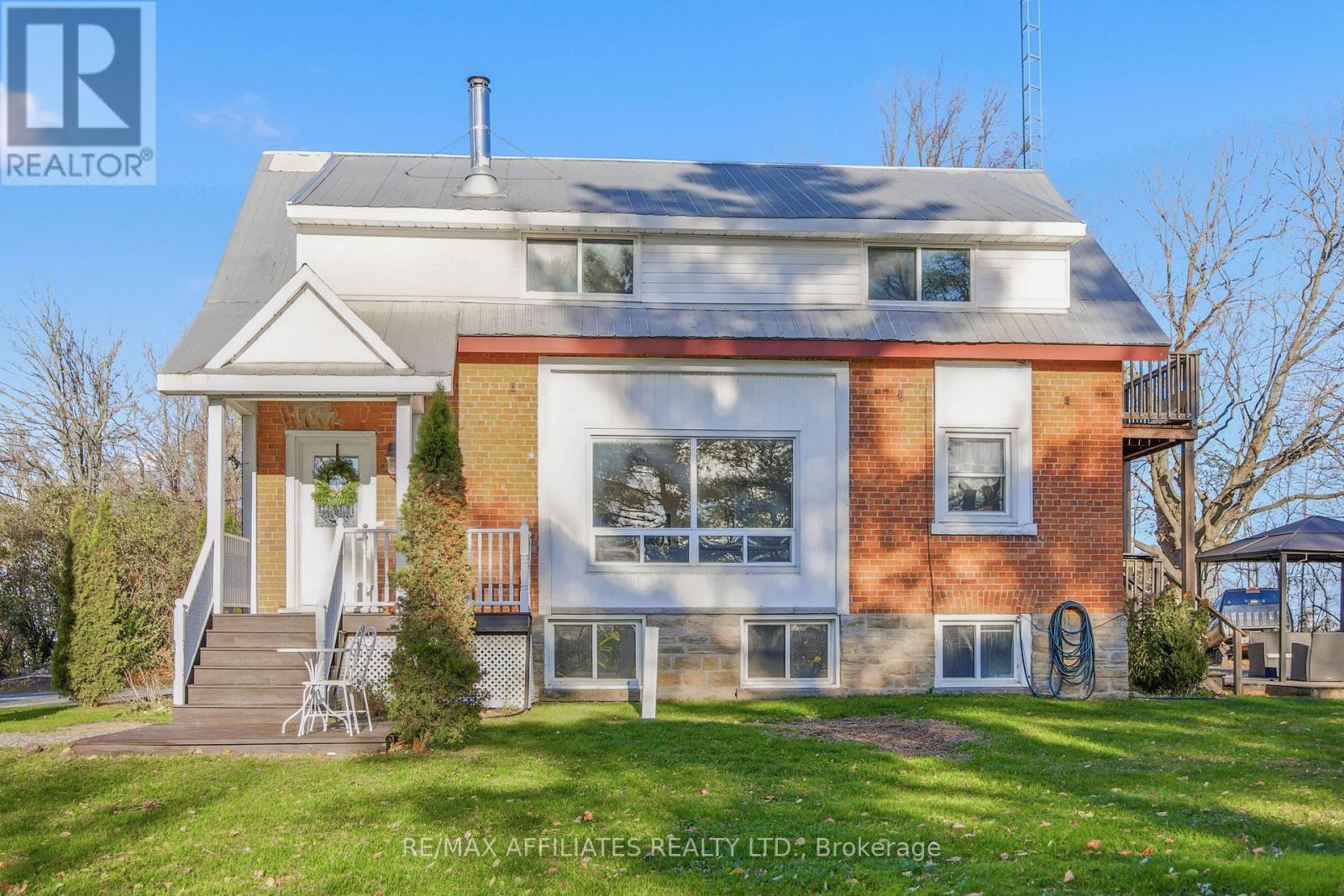 2397 Drummond Con 10a Road, Drummond/north Elmsley, Ontario K0G 1K0 - Photo 3 - X12513380