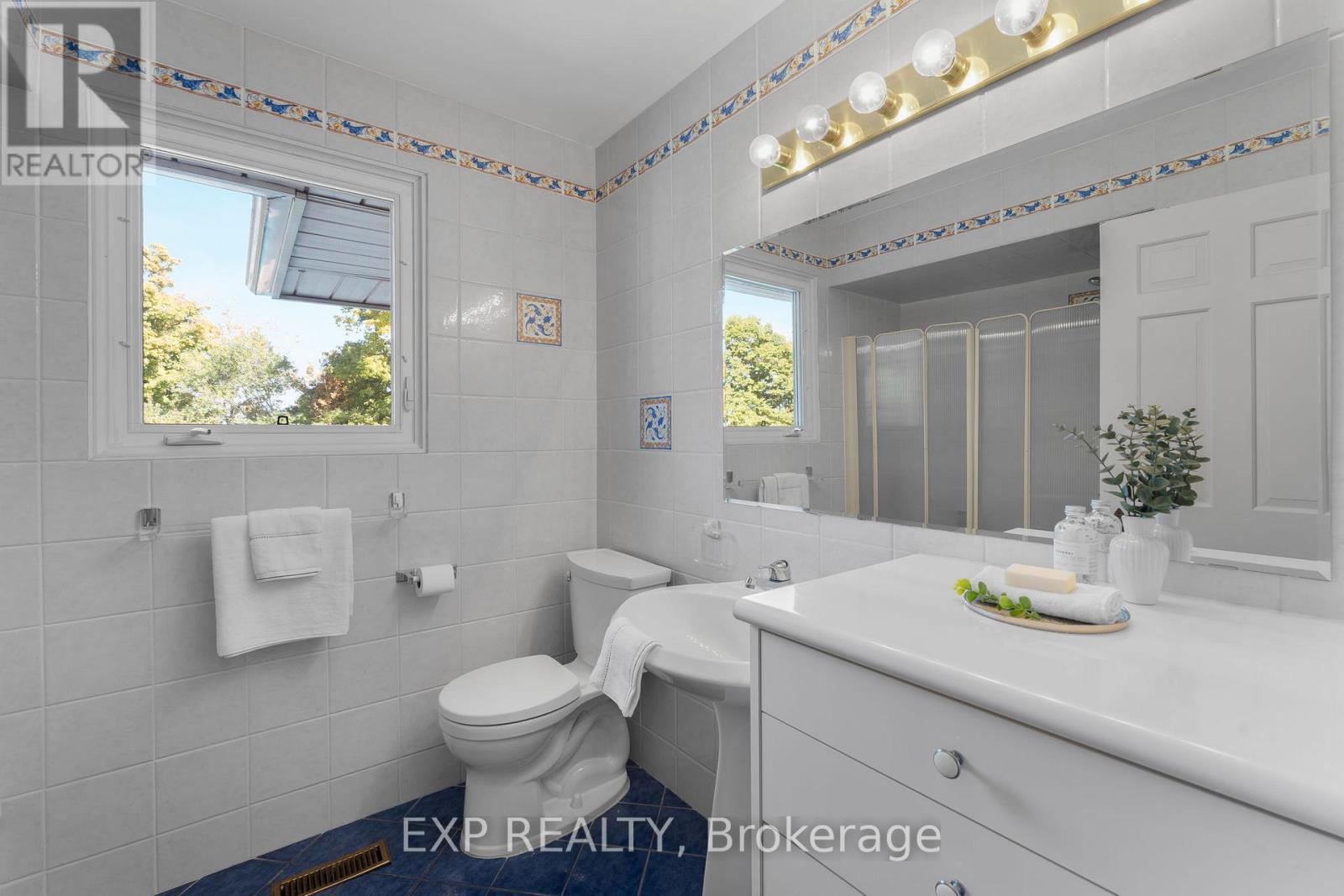 887 Montgomery Drive, Hamilton, Ontario  L9G 3H6 - Photo 23 - X12517556