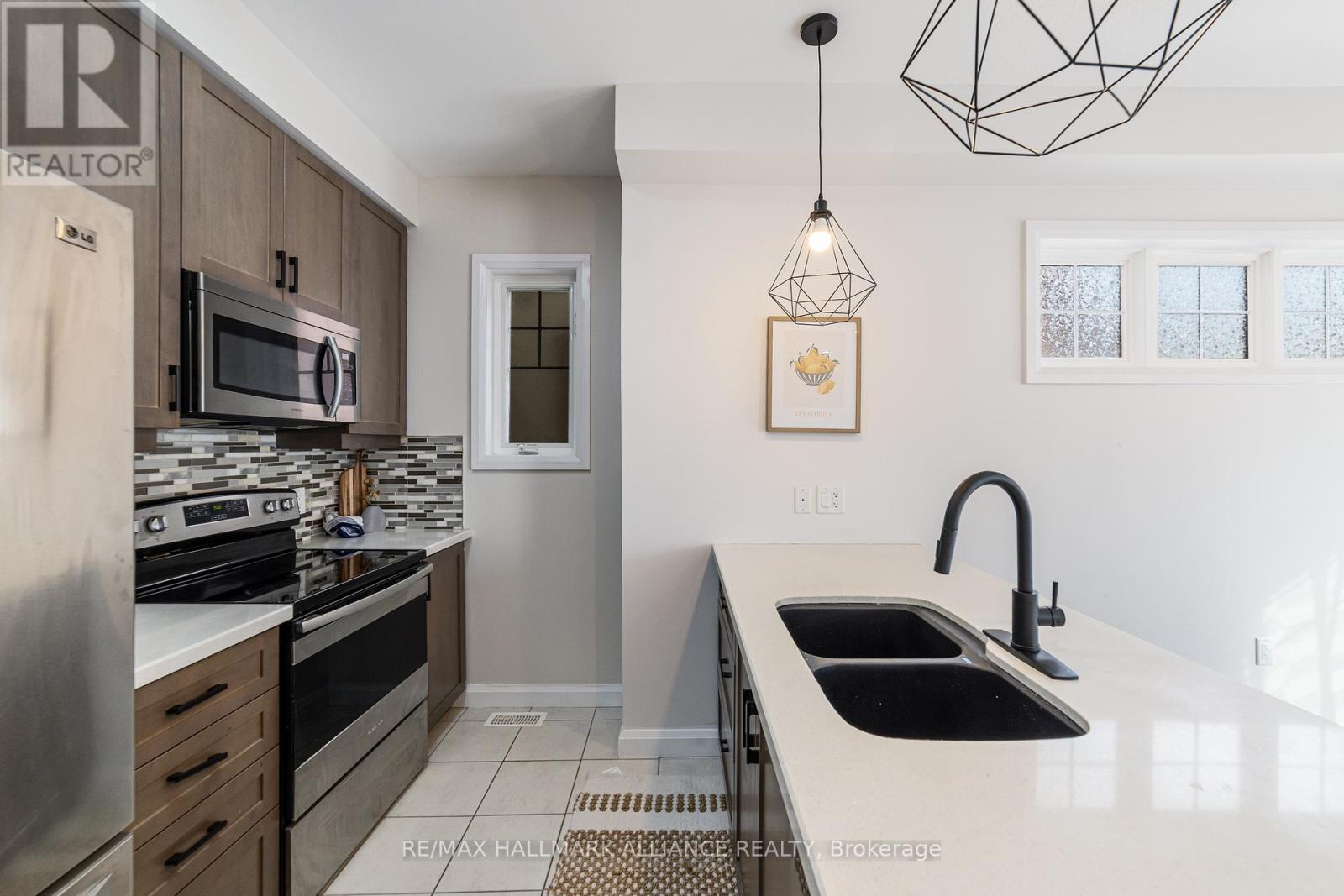 #45 - 1169 Garner Road E, Hamilton, Ontario  L9G 0G8 - Photo 14 - X12517560