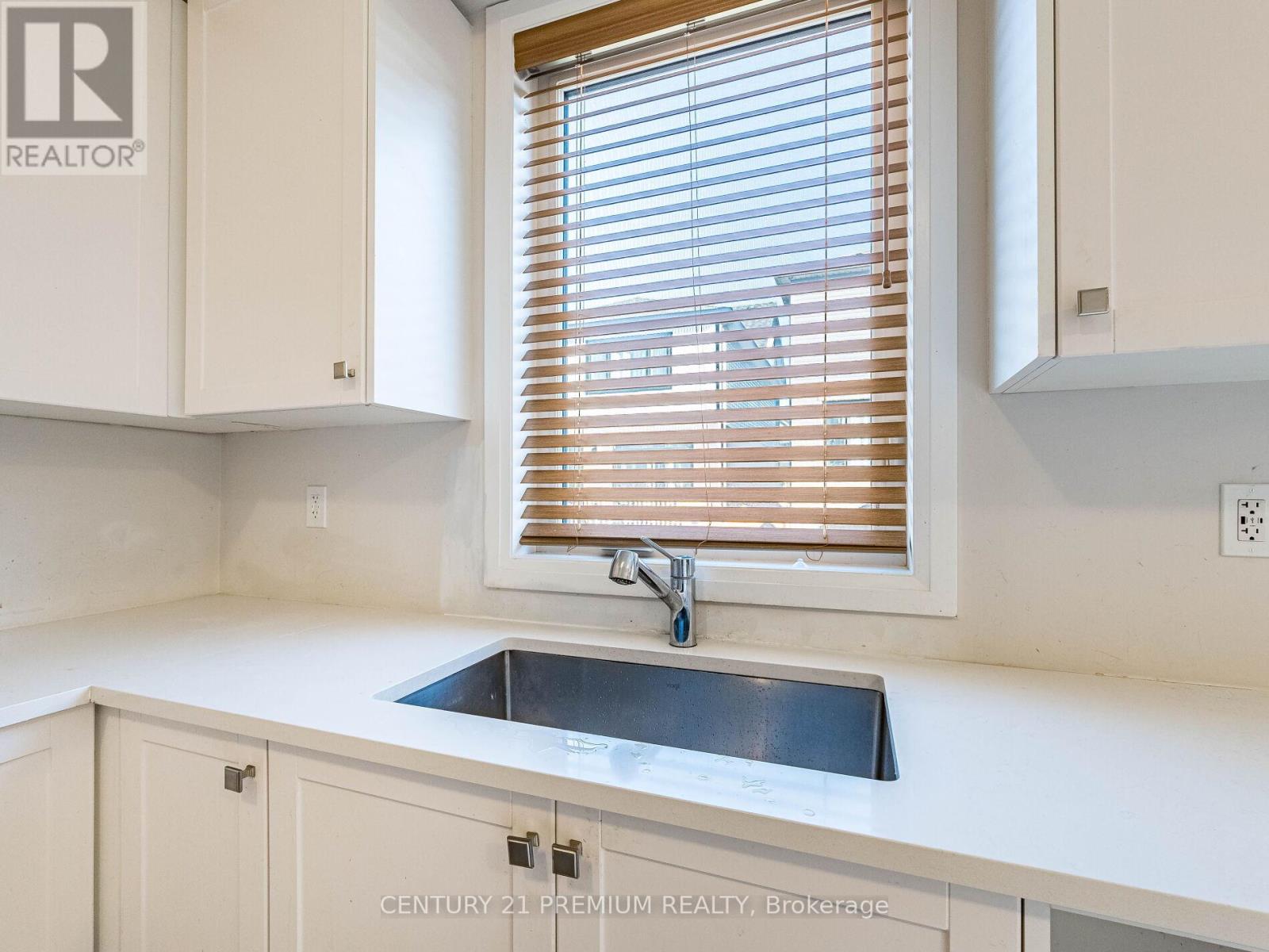 60 Yale Drive, Hamilton, Ontario  L0R 1W0 - Photo 14 - X12517564