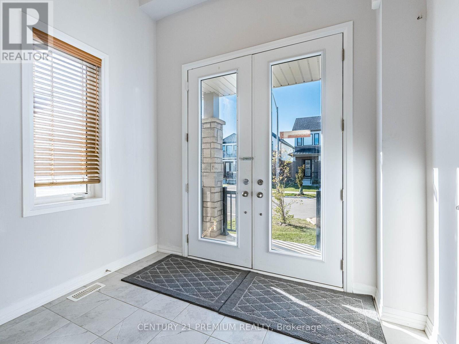 60 Yale Drive, Hamilton, Ontario  L0R 1W0 - Photo 5 - X12517564