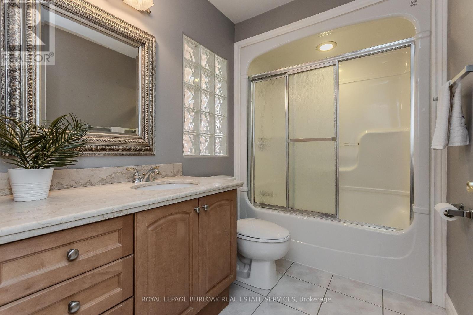 1012 Greenhill Avenue, Hamilton, Ontario  L8G 5G9 - Photo 32 - X12517592