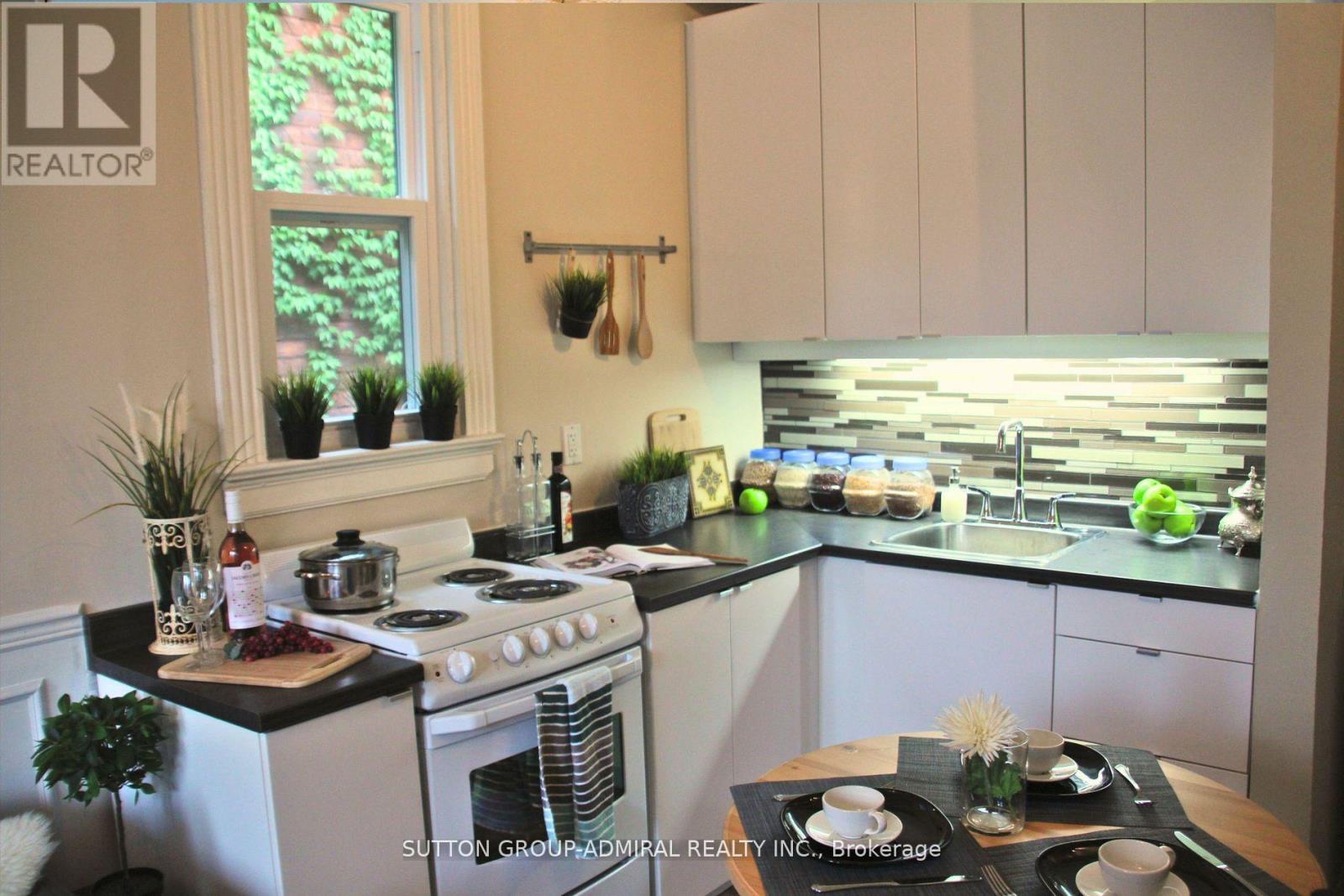 164 Wentworth Street S, Hamilton, Ontario  L8N 2Z2 - Photo 23 - X12517638