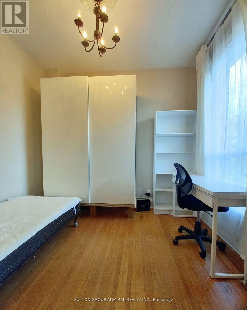 164 Wentworth Street S, Hamilton, Ontario  L8N 2Z2 - Photo 25 - X12517638