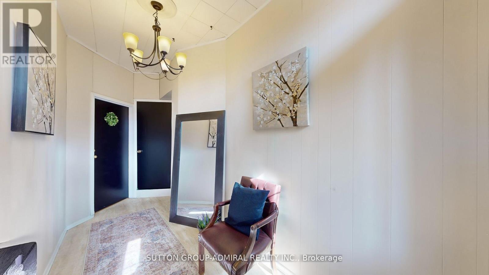 164 Wentworth Street S, Hamilton, Ontario  L8N 2Z2 - Photo 8 - X12517638