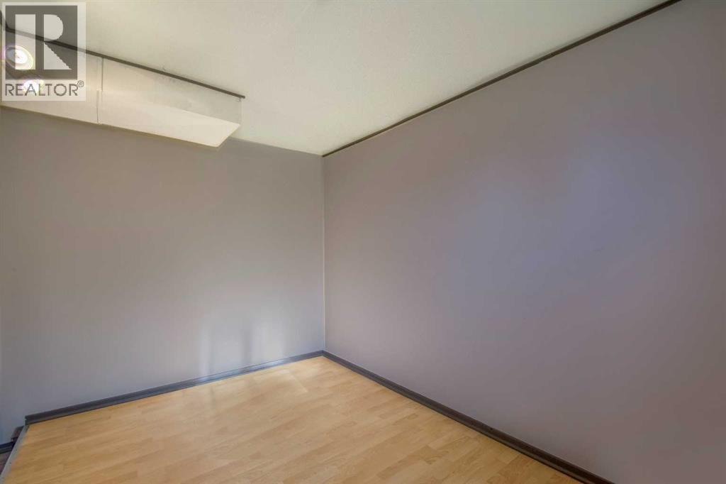 5015 51 Street, Rocky Mountain House, Alberta  T4T 1E2 - Photo 37 - A2263825