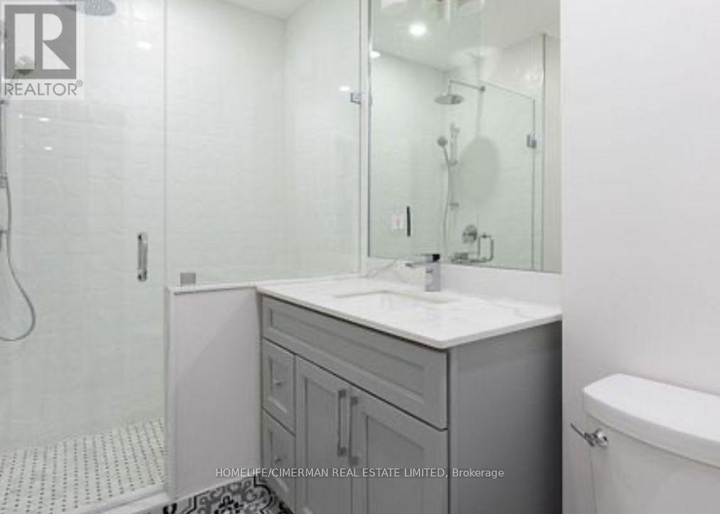 89 Ellsworth Avenue, Toronto, Ontario  M6G 2K4 - Photo 11 - C12517642