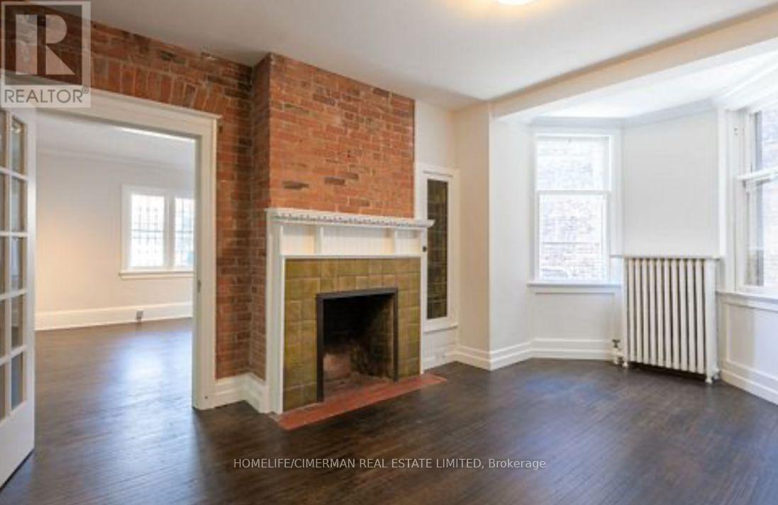 89 Ellsworth Avenue, Toronto, Ontario  M6G 2K4 - Photo 2 - C12517642