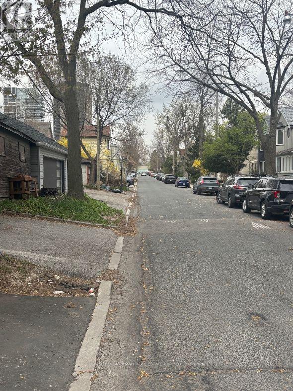 89 Ellsworth Avenue, Toronto, Ontario  M6G 2K4 - Photo 21 - C12517642