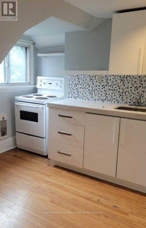 89 Ellsworth Avenue, Toronto, Ontario  M6G 2K4 - Photo 6 - C12517642