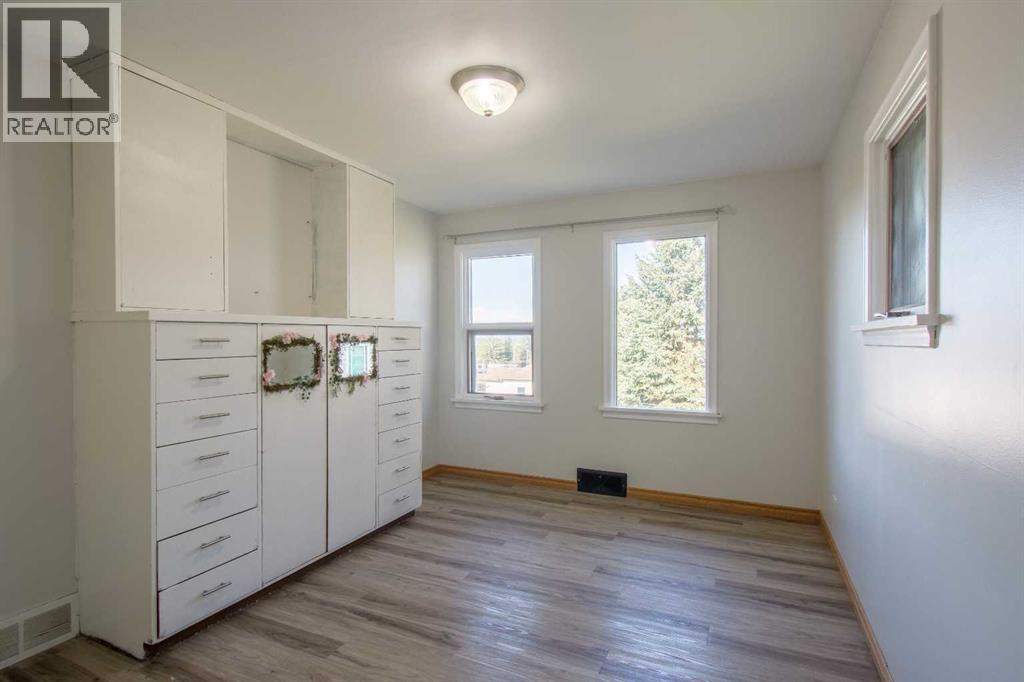 5015 51 Street, Rocky Mountain House, Alberta  T4T 1E2 - Photo 24 - A2263825