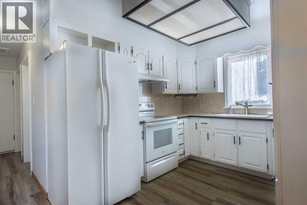 5015 51 Street, Rocky Mountain House, Alberta  T4T 1E2 - Photo 17 - A2263825