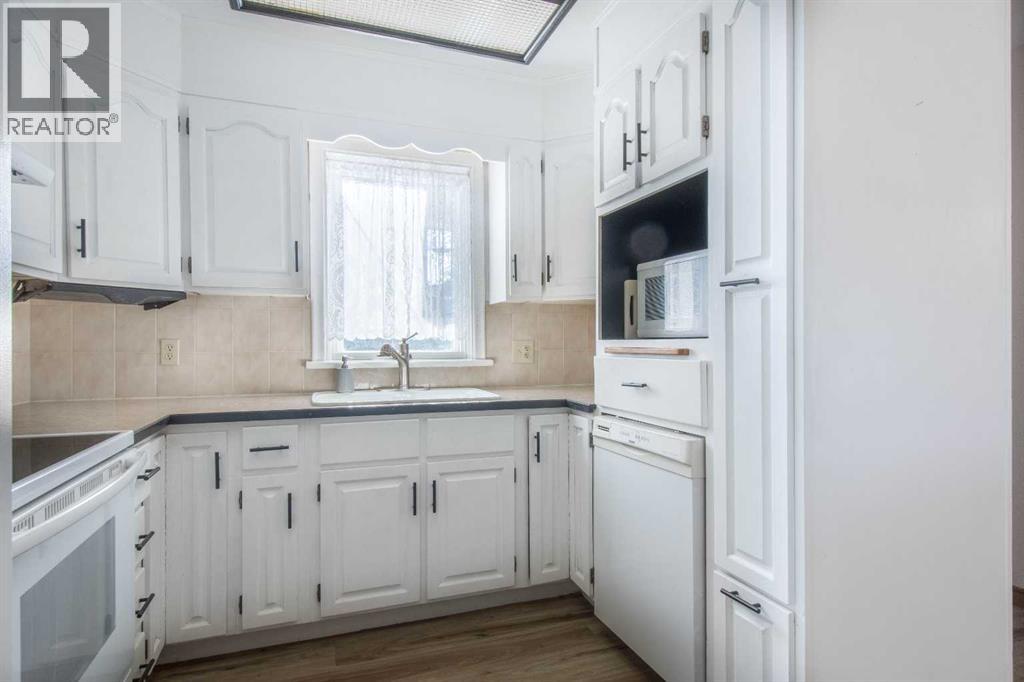 5015 51 Street, Rocky Mountain House, Alberta  T4T 1E2 - Photo 18 - A2263825