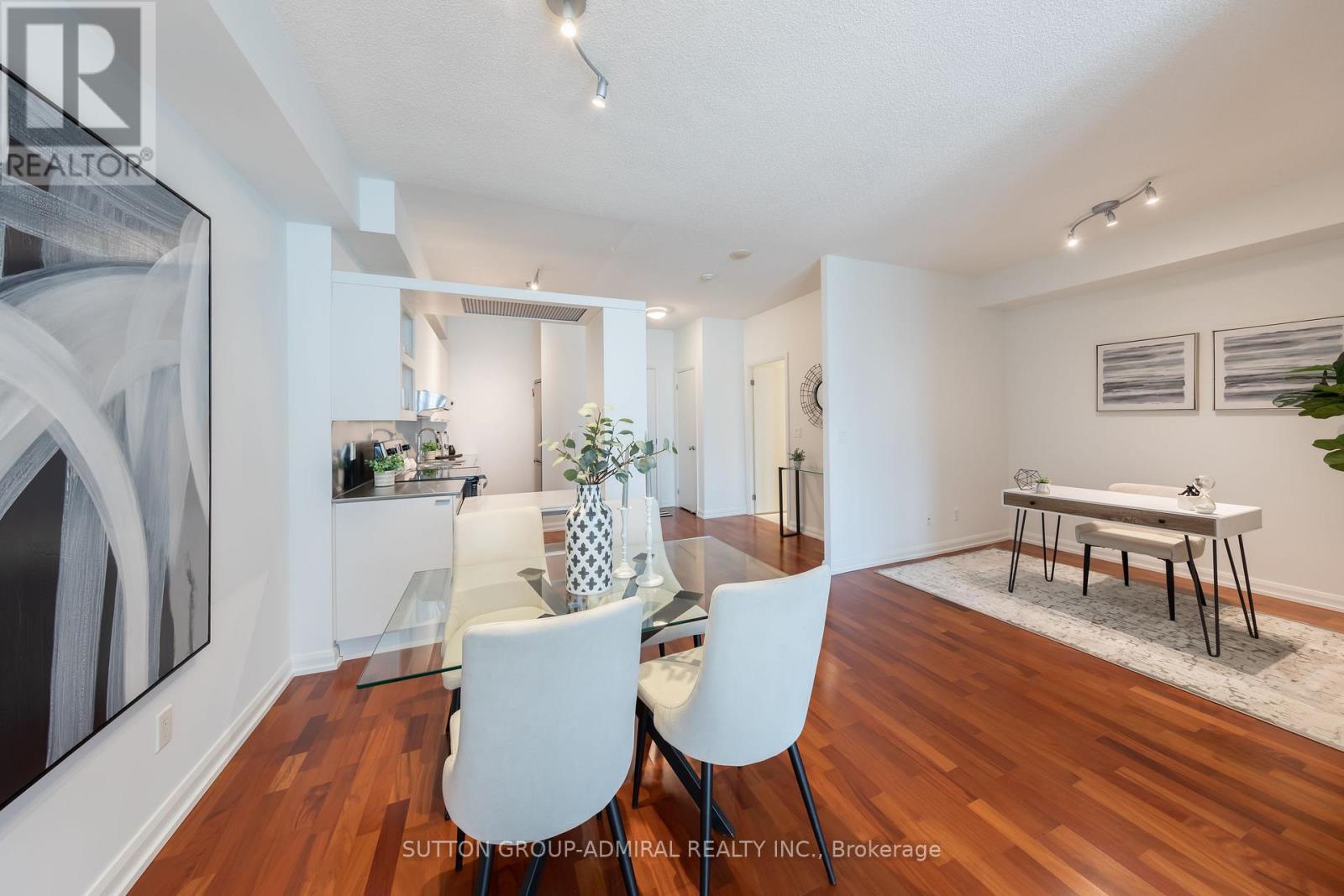 1109 - 111 Elizabeth Street, Toronto, Ontario M5G 1P7 - Photo 11 - C12517718