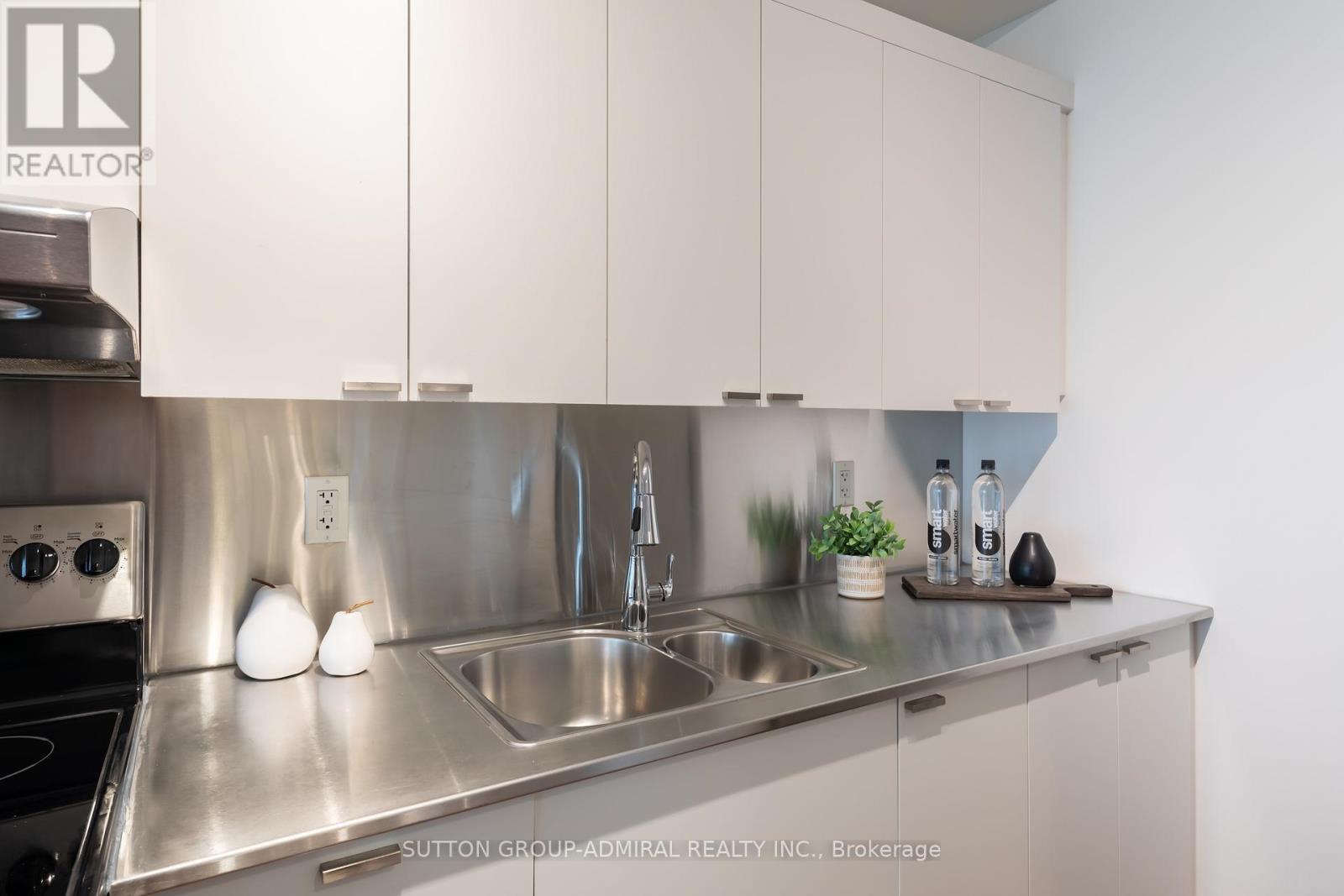 1109 - 111 Elizabeth Street, Toronto, Ontario M5G 1P7 - Photo 7 - C12517718