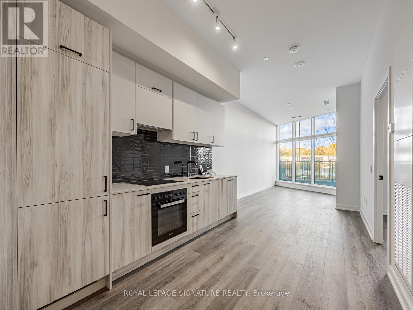 105 - 1 Kyle Lowry Road, Toronto, Ontario M3C 1V4 - Photo 10 - C12517728