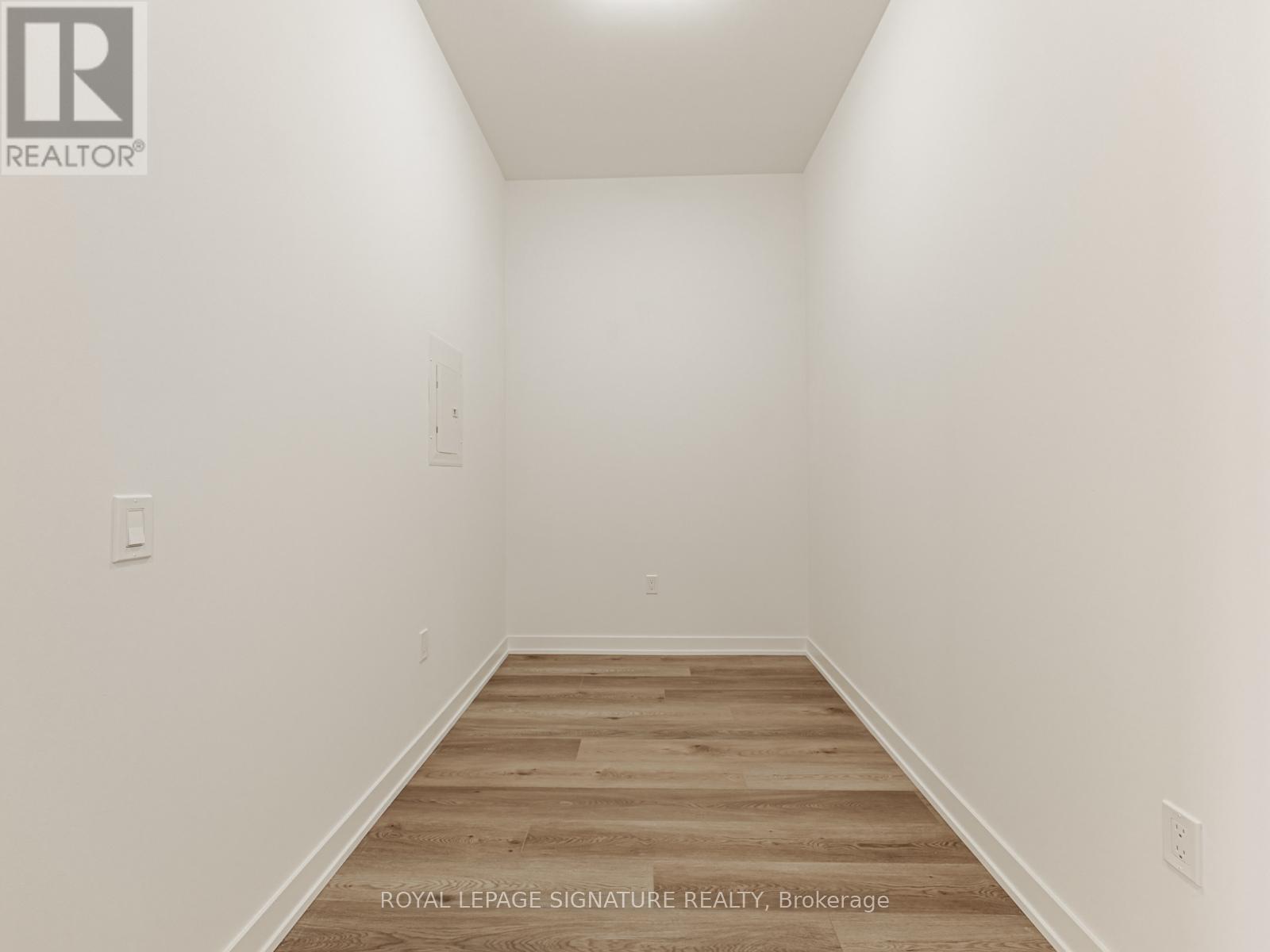 105 - 1 Kyle Lowry Road, Toronto, Ontario M3C 1V4 - Photo 7 - C12517728