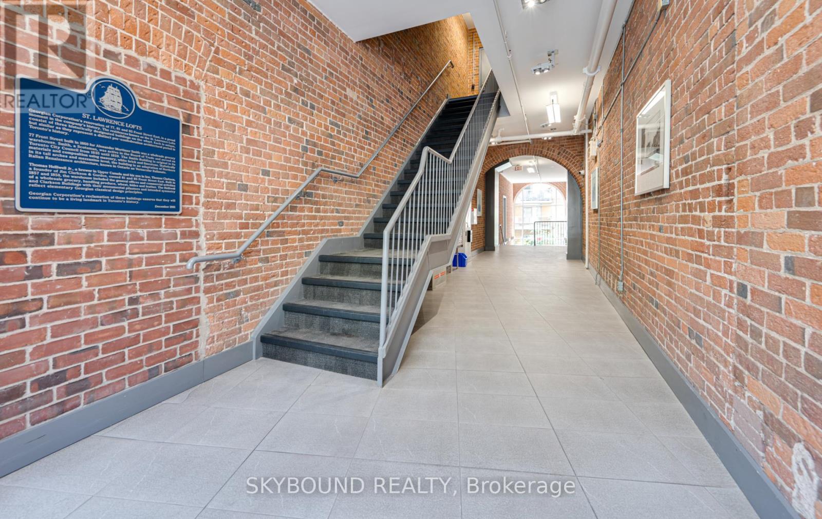 314 - 81a Front Street E, Toronto, Ontario M5E 1Z7 - Photo 3 - C12517838