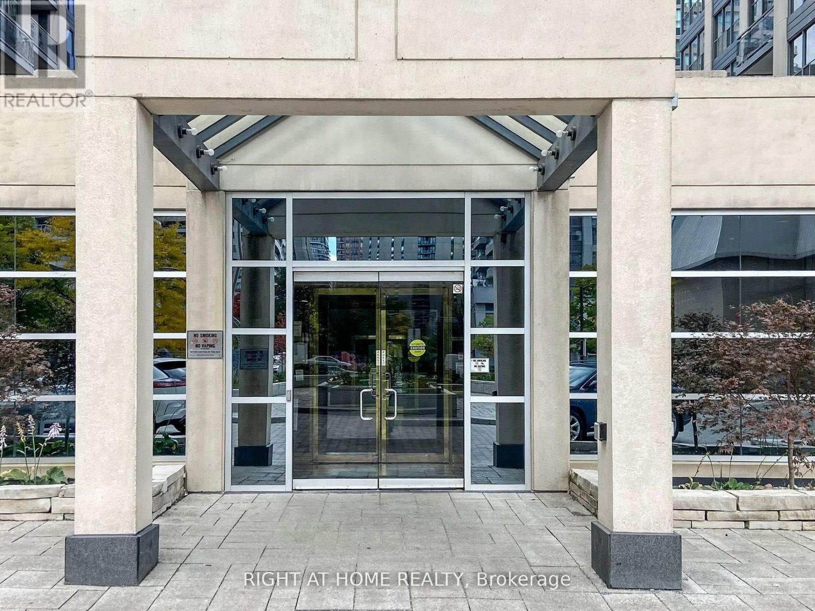 1205 - 28 Hollywood Avenue, Toronto, Ontario  M2N 6S4 - Photo 2 - C12517880