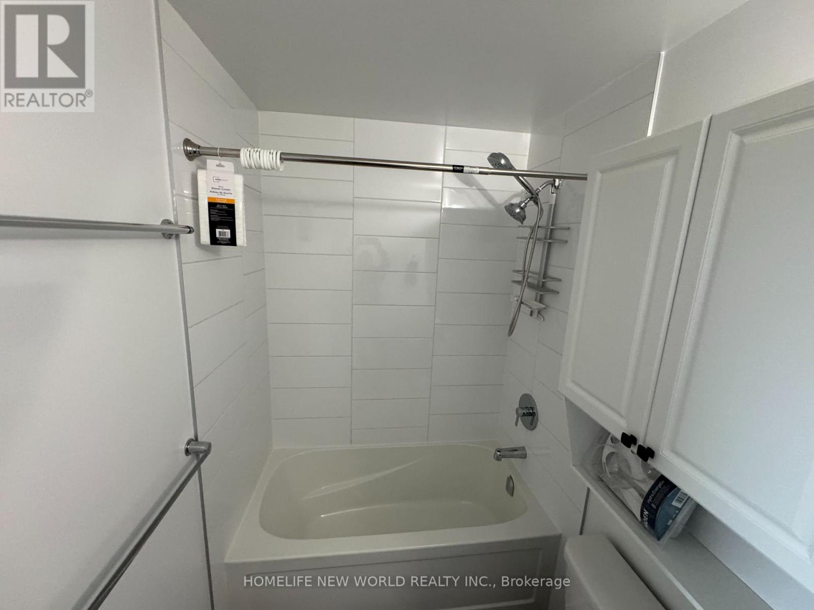 1704 - 50 Forest Manor Road, Toronto, Ontario  M2J 0E3 - Photo 12 - C12517884