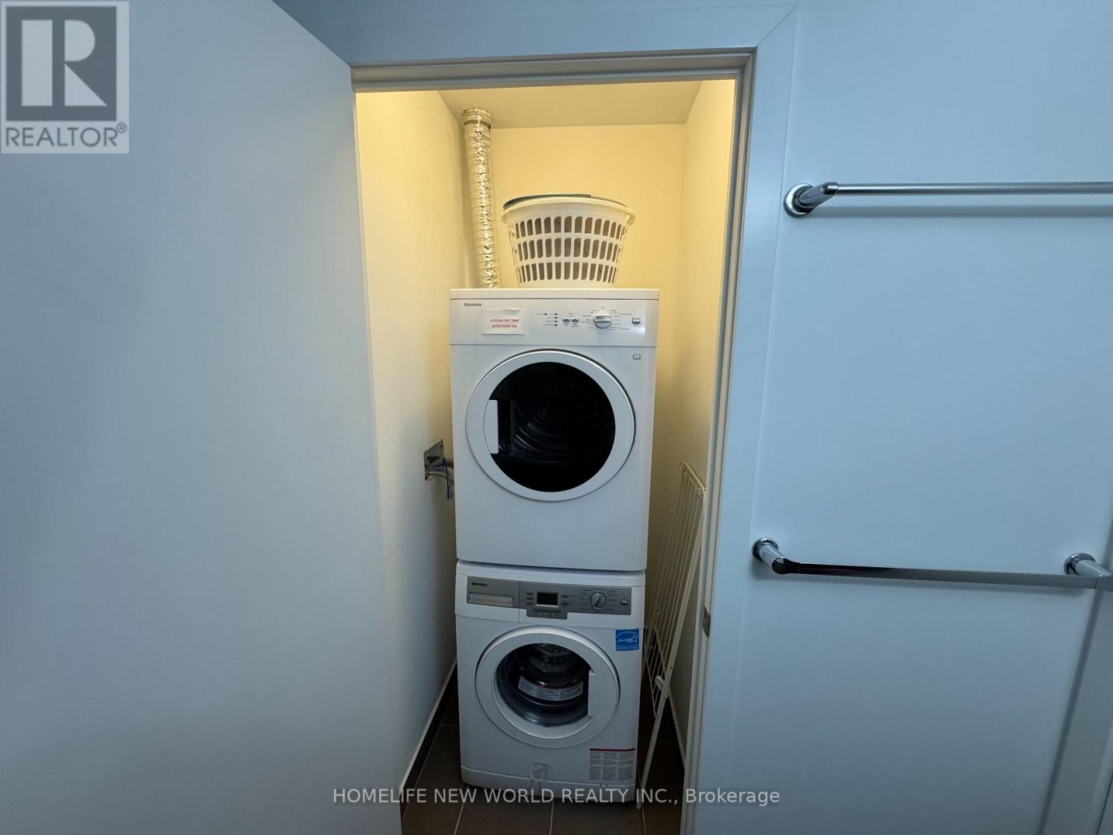 1704 - 50 Forest Manor Road, Toronto, Ontario  M2J 0E3 - Photo 16 - C12517884