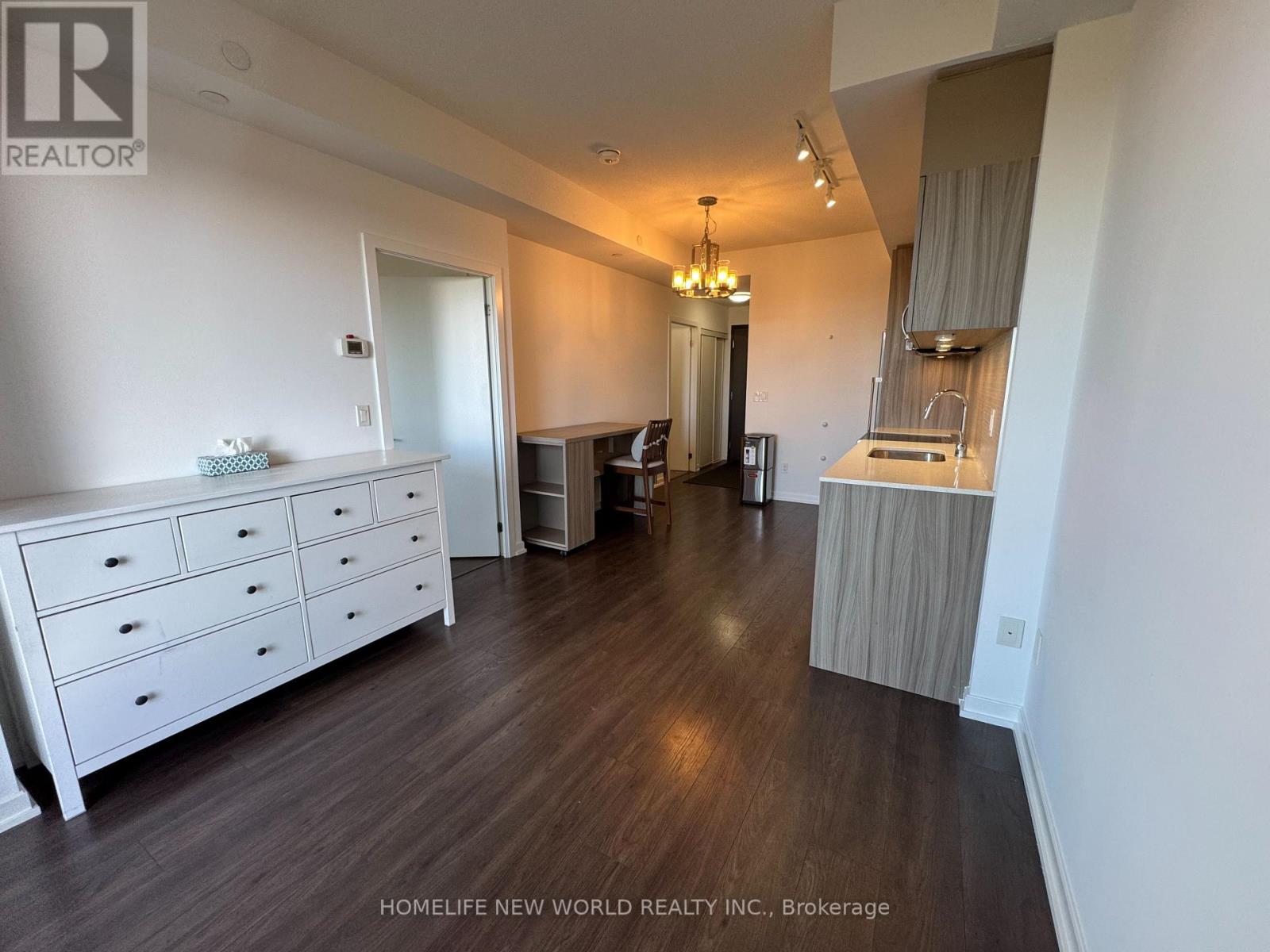 1704 - 50 Forest Manor Road, Toronto, Ontario  M2J 0E3 - Photo 2 - C12517884