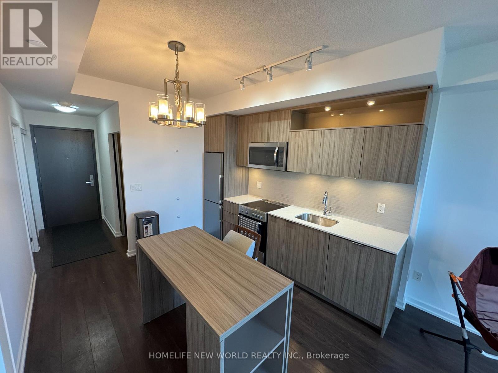 1704 - 50 Forest Manor Road, Toronto, Ontario  M2J 0E3 - Photo 4 - C12517884