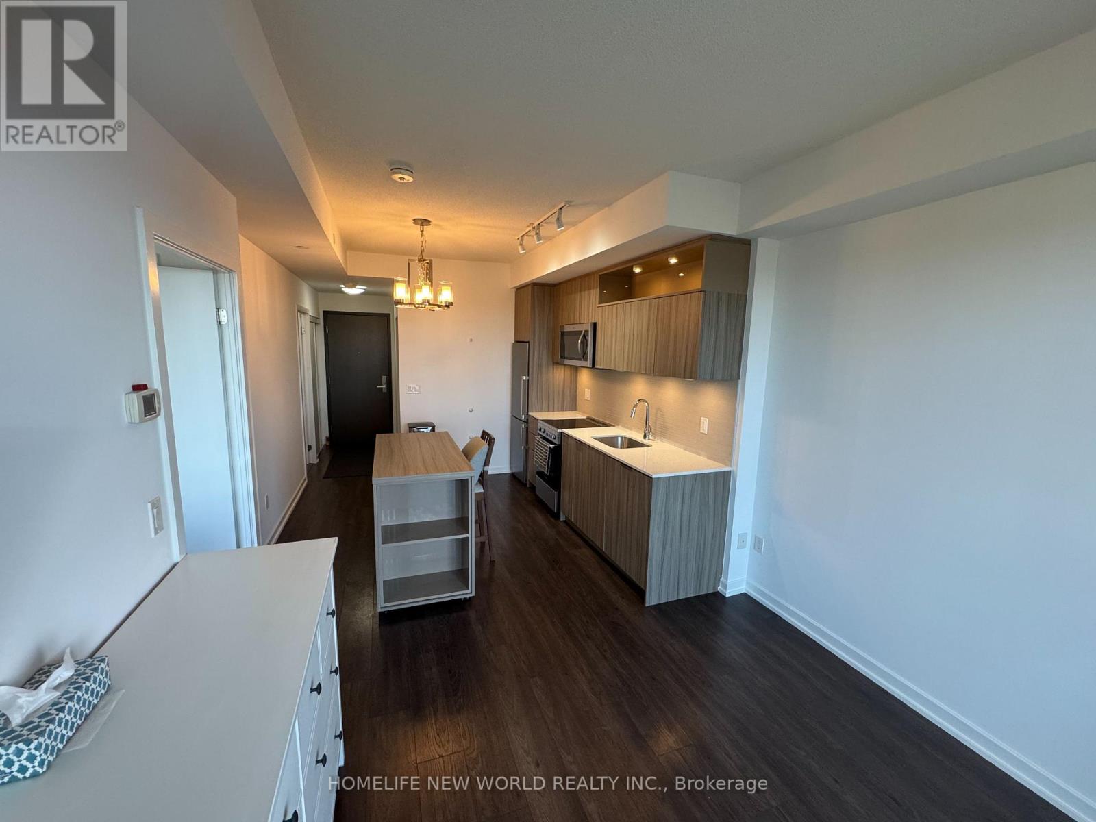 1704 - 50 Forest Manor Road, Toronto, Ontario  M2J 0E3 - Photo 5 - C12517884