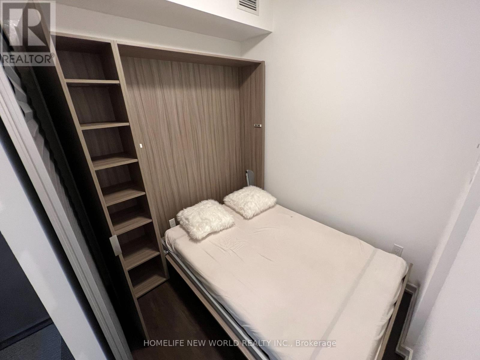 1704 - 50 Forest Manor Road, Toronto, Ontario  M2J 0E3 - Photo 9 - C12517884