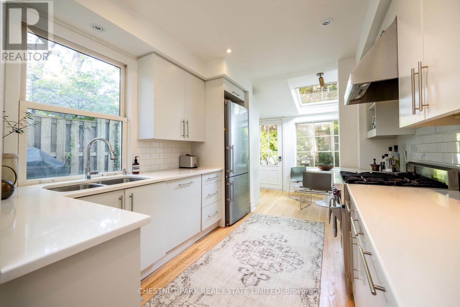 3 Ottawa Street, Toronto, Ontario  M4T 2B5 - Photo 12 - C12517890