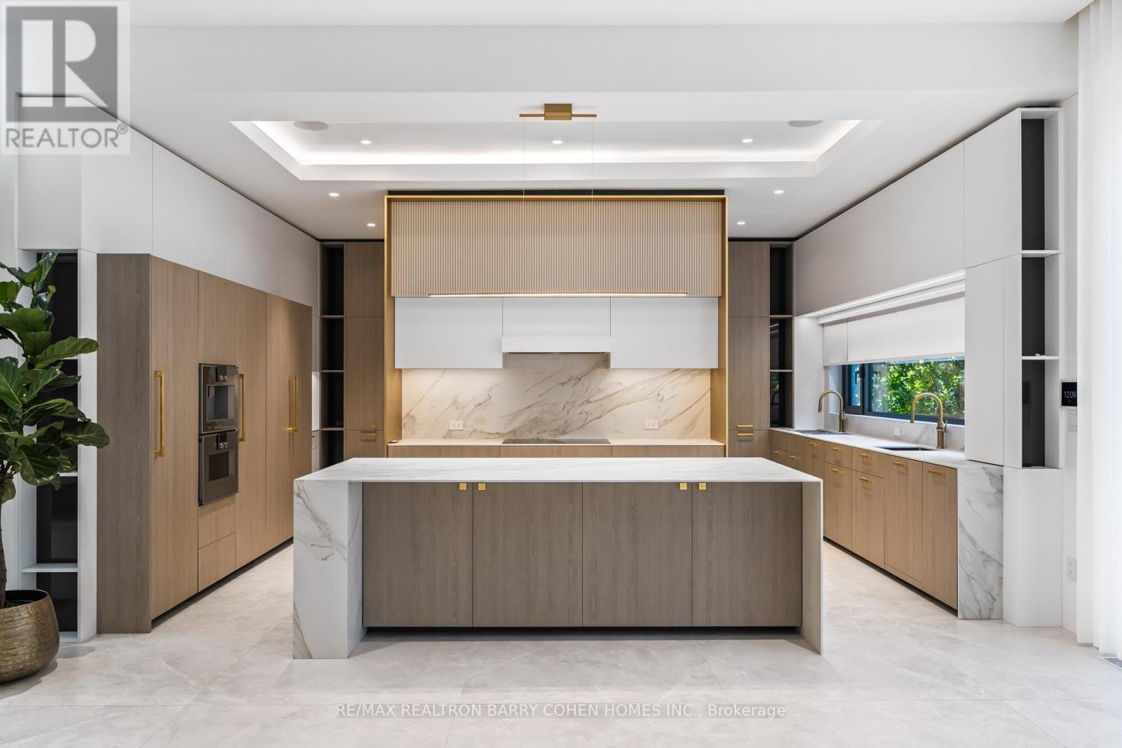 90 Esgore Drive, Toronto, Ontario  M5M 3R8 - Photo 15 - C12474838