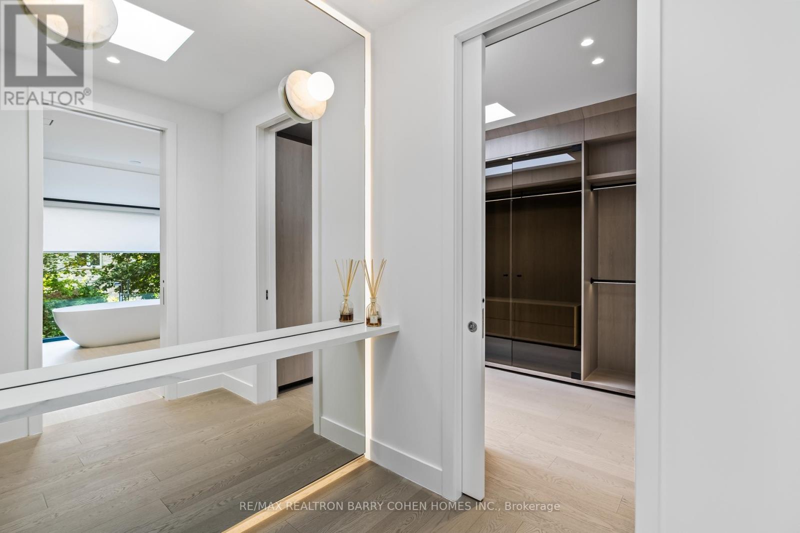 90 Esgore Drive, Toronto, Ontario  M5M 3R8 - Photo 27 - C12474838