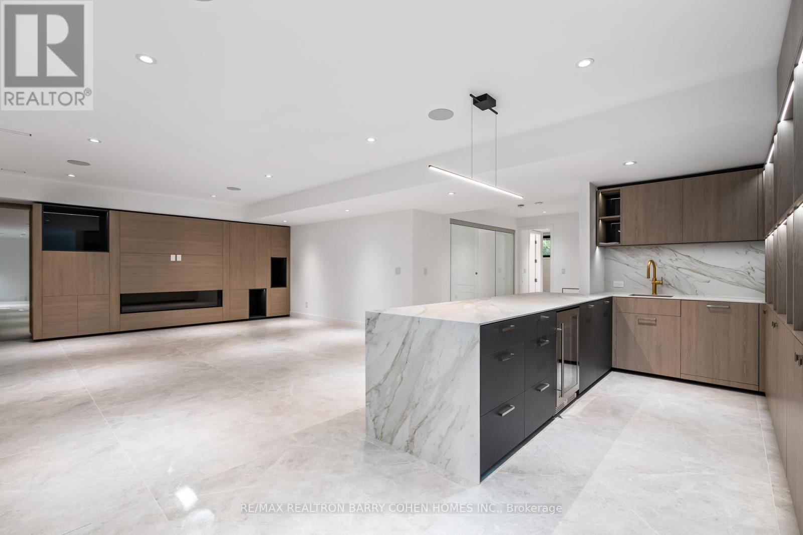 90 Esgore Drive, Toronto, Ontario  M5M 3R8 - Photo 31 - C12474838