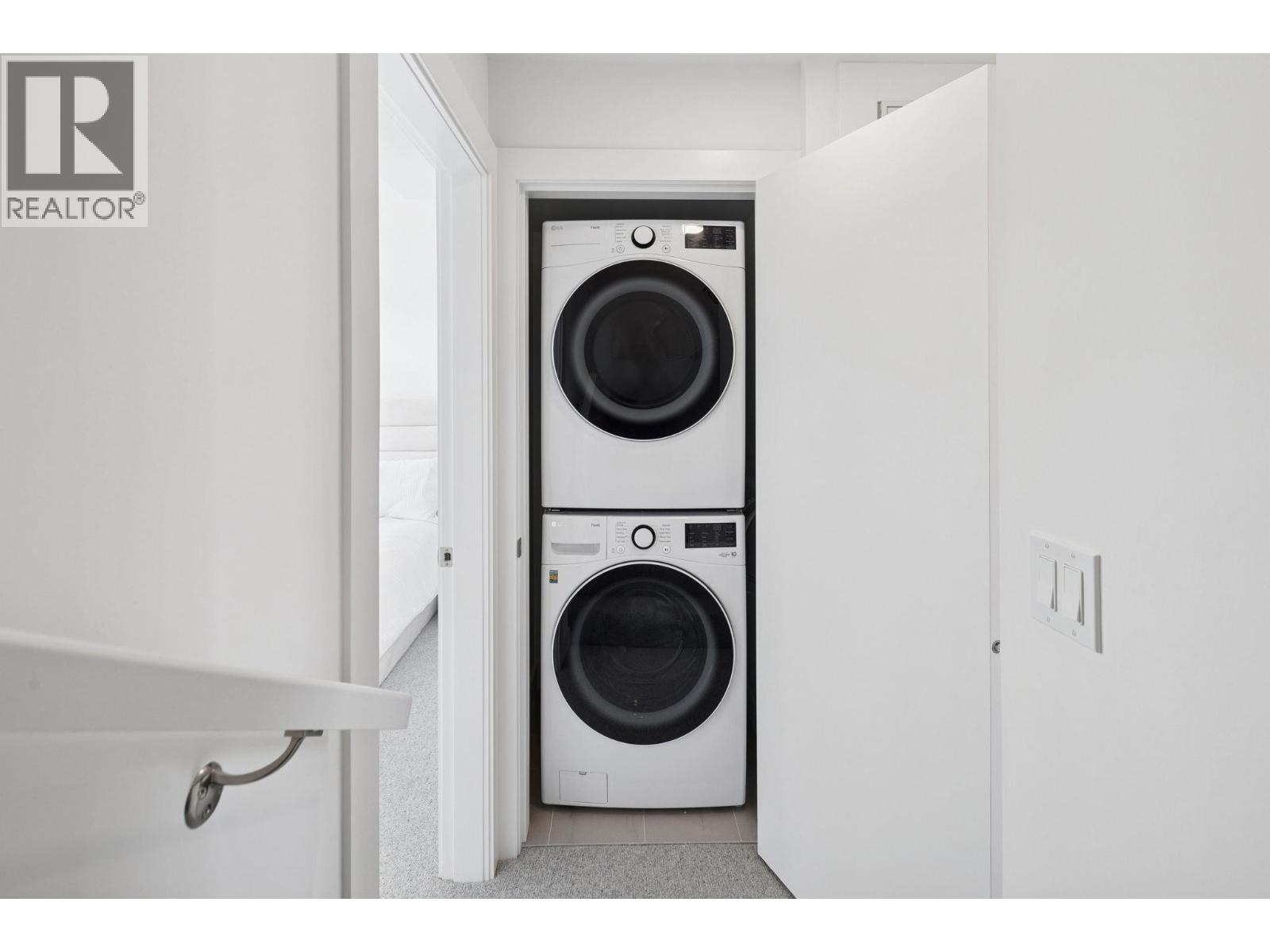 211 1008 W 47th Street, Vancouver, British Columbia  V6M 0E3 - Photo 15 - R3064368