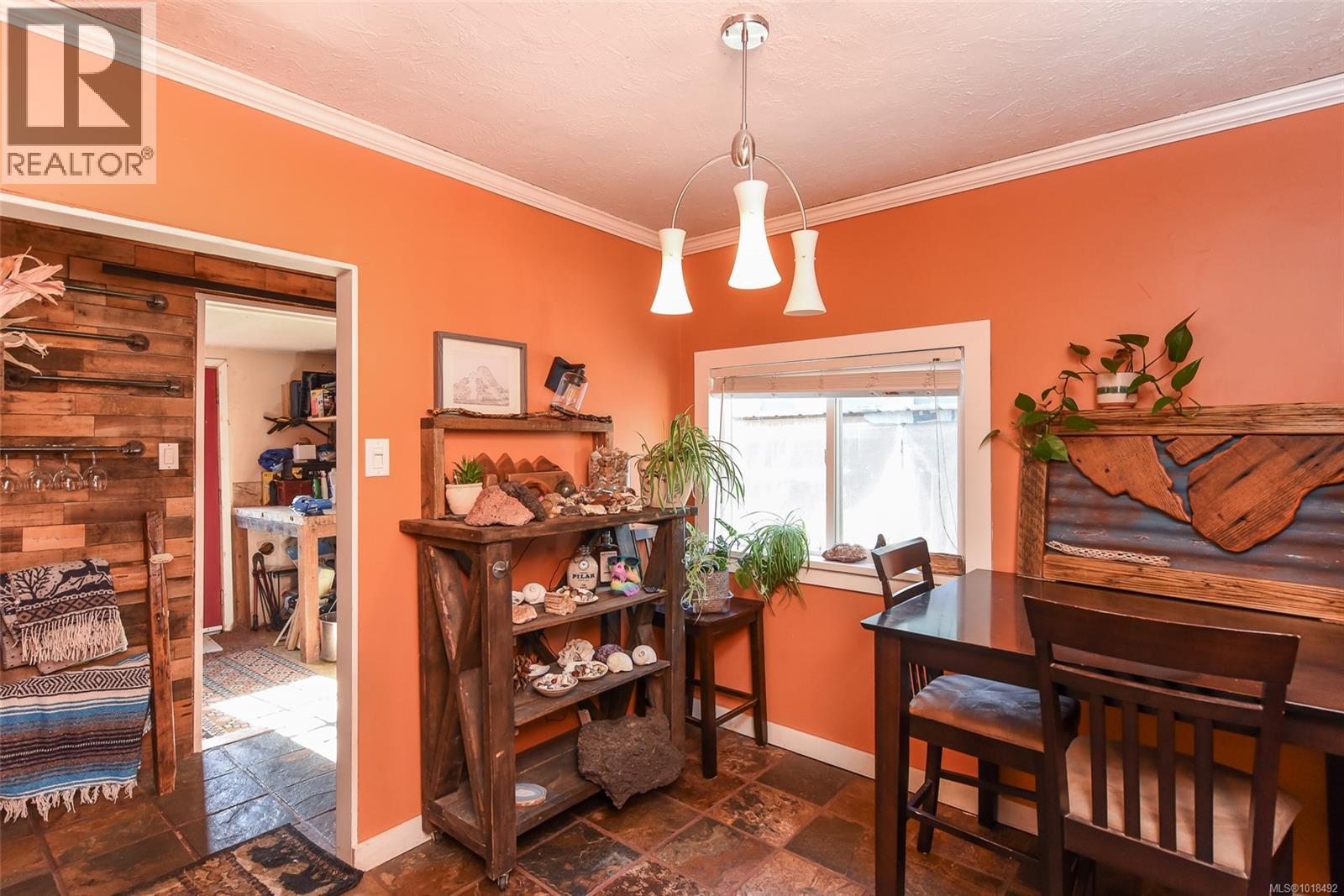 2767 Ulverston Ave, Cumberland, British Columbia  V0R 1S0 - Photo 16 - 1018492