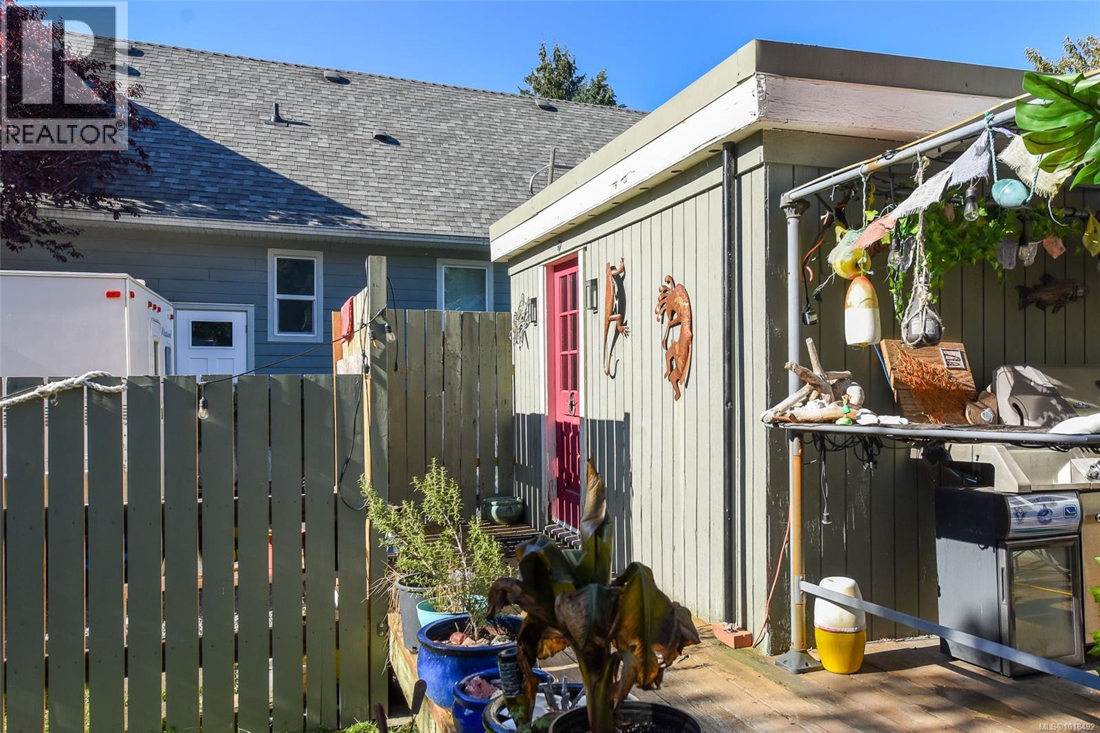 2767 Ulverston Ave, Cumberland, British Columbia  V0R 1S0 - Photo 34 - 1018492