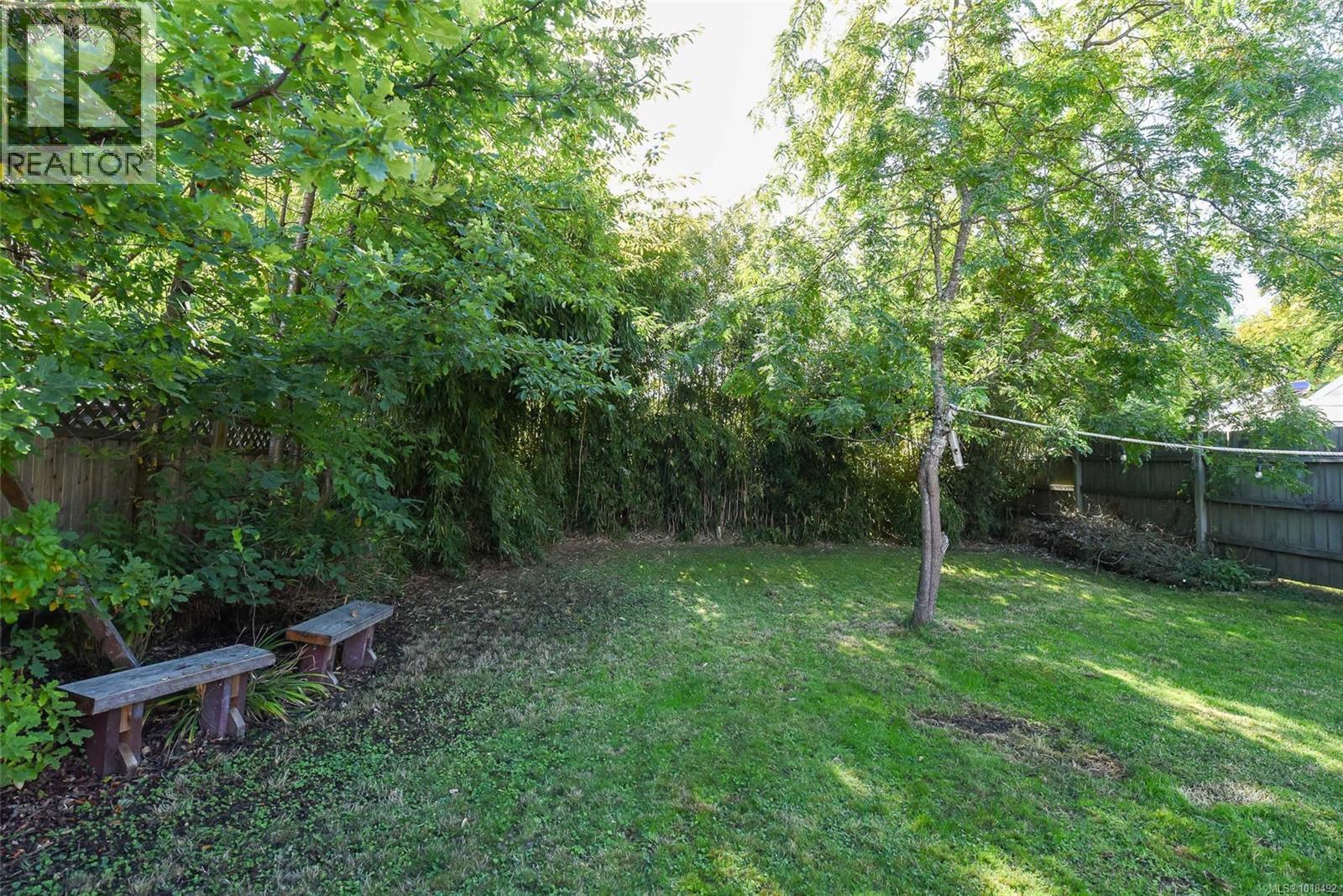 2767 Ulverston Ave, Cumberland, British Columbia  V0R 1S0 - Photo 38 - 1018492