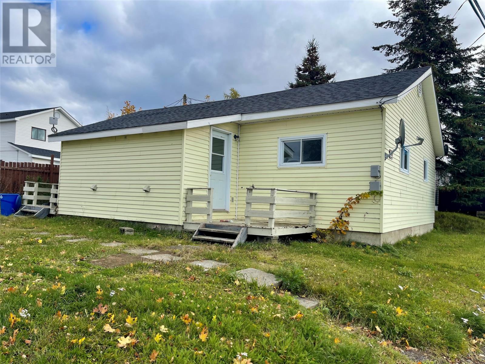 10 Second Avenue, Grand Falls-Windsor, Newfoundland & Labrador